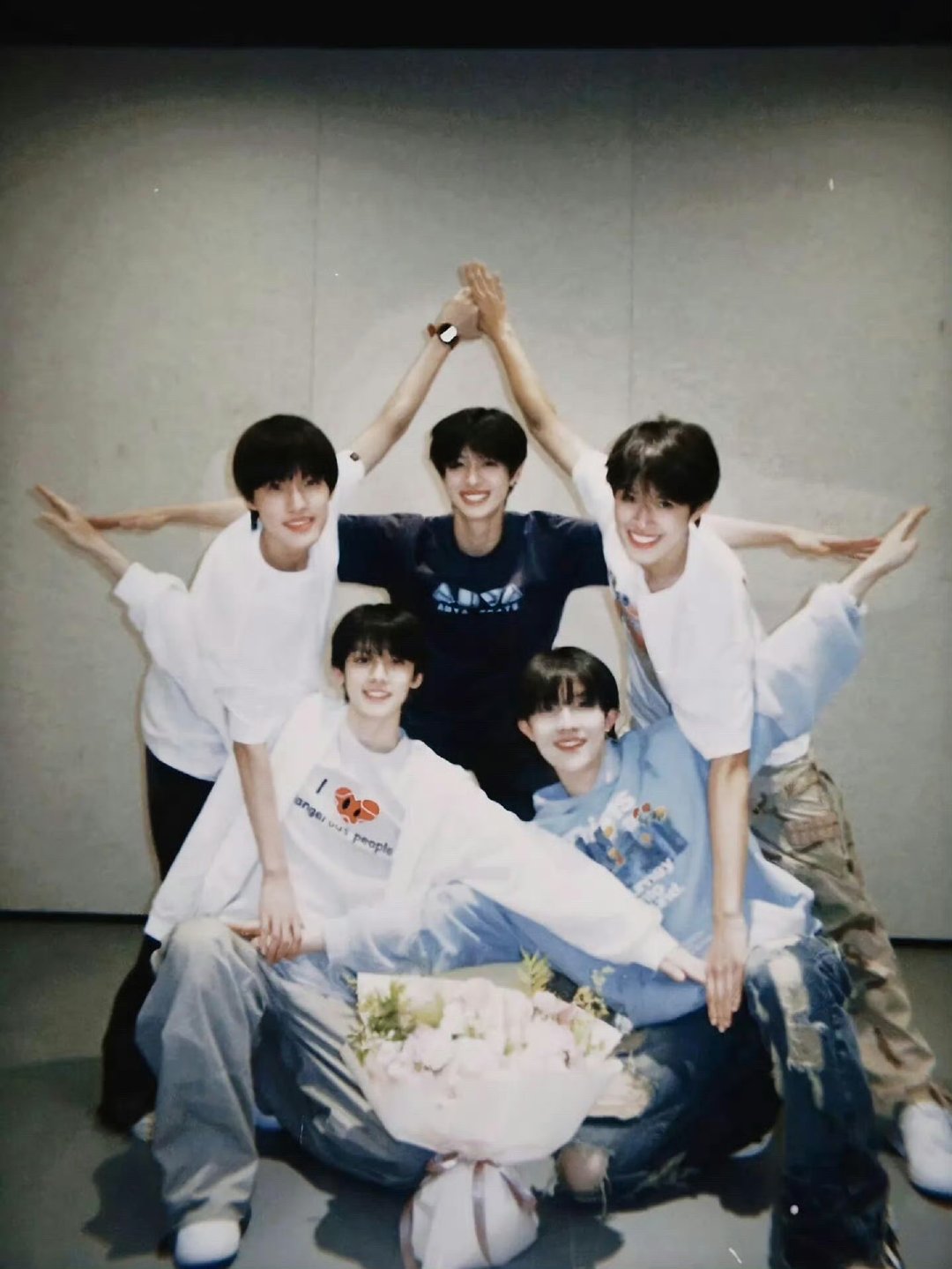 咨询相关渠道后得知，跑男未邀请top团体，也没有邀请单人成员的安排跑男目前未邀请