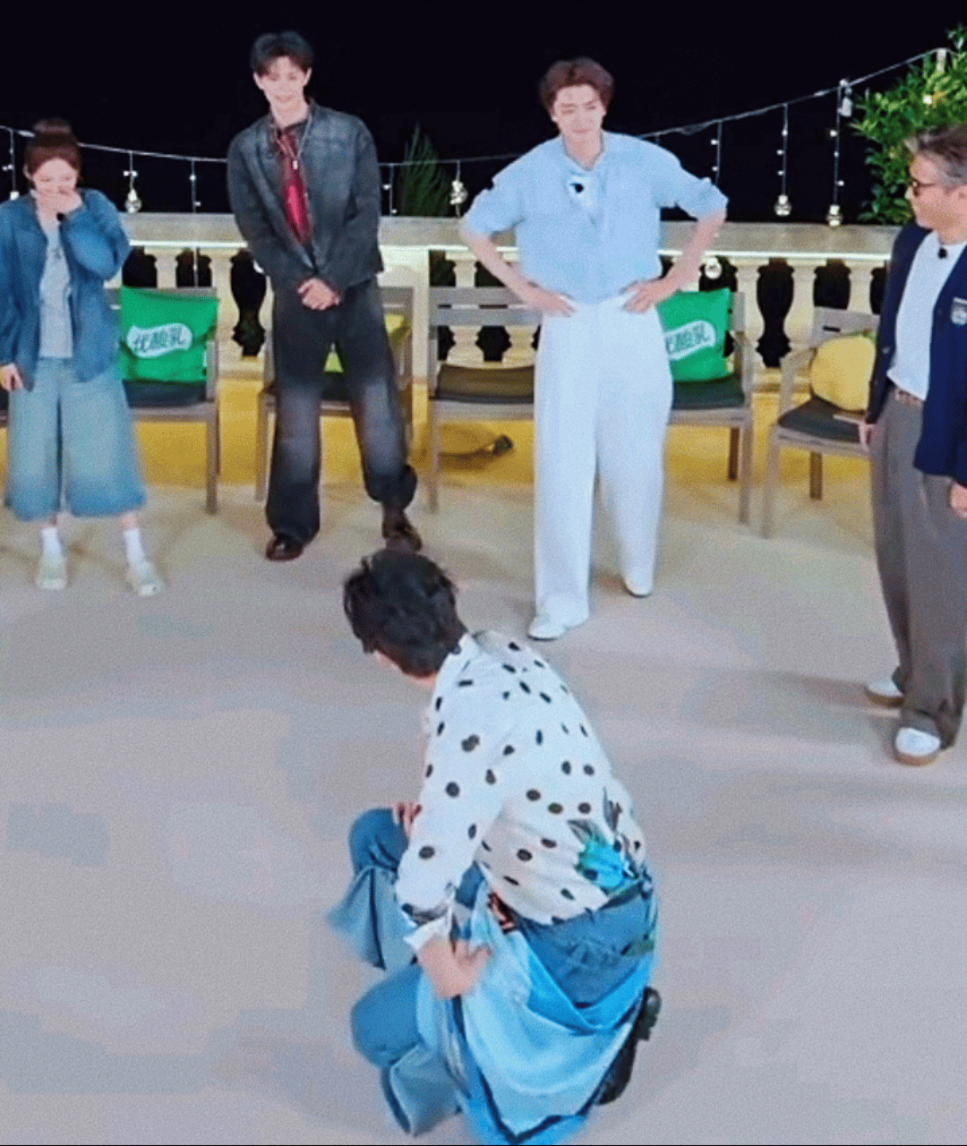 依旧复刻🎶他唱着🎶他乡遇故知🎶宇宁🉐优雅永不过时刘宇宁地球超新鲜