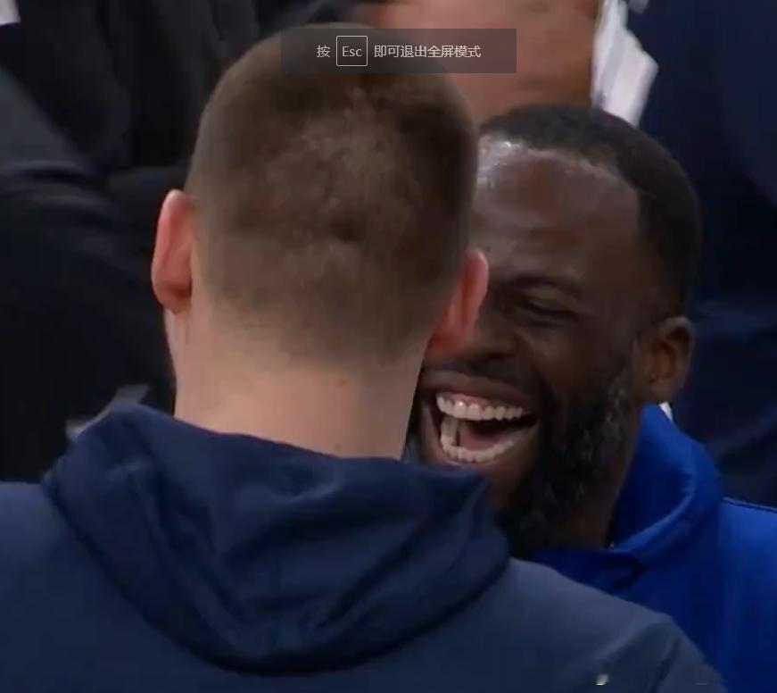 本赛季常规赛4次对阵勇士，掘金全部获胜，实现横扫。#掘金横扫勇士##掘金vs勇士