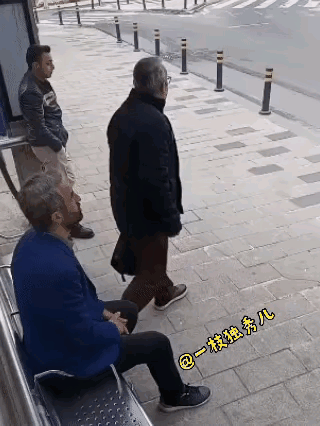 这是啥意思啊？没看懂，看懂的给指点一下。