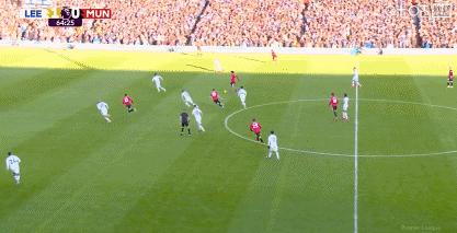 【英超】利兹联1比1曼联北京时间1月4日，英格兰足球超级联赛第20轮展开角逐，利