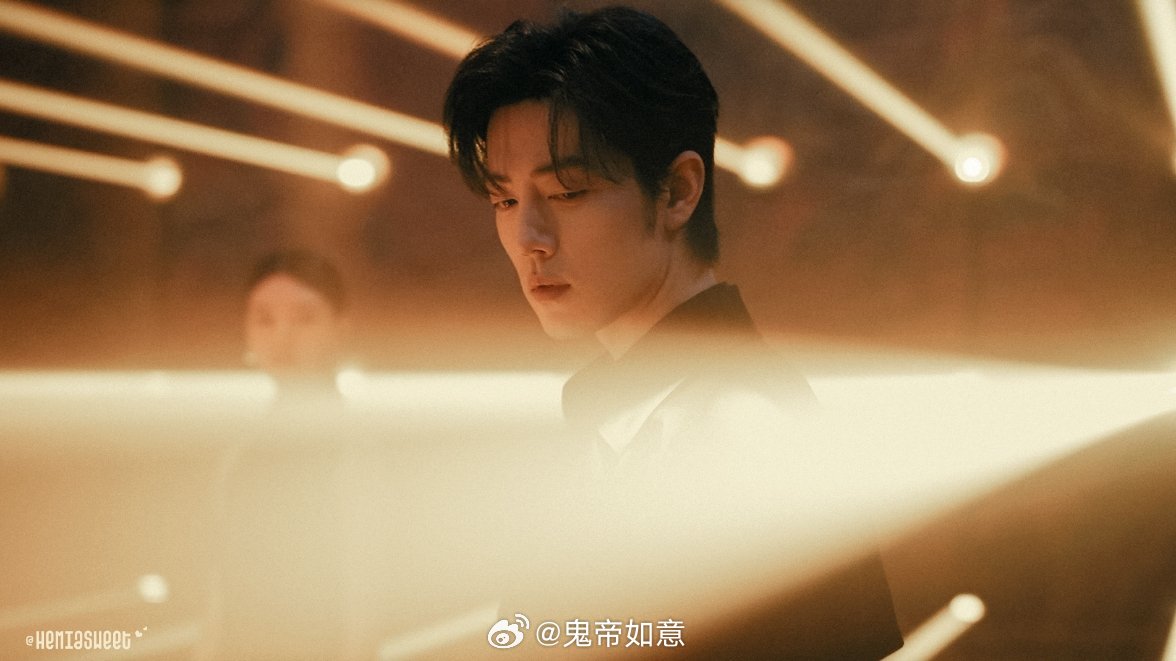 疑似工作人员称十日终焉非特效【不管是不是真的，都很期待，如果是真的舍得用实景灯光