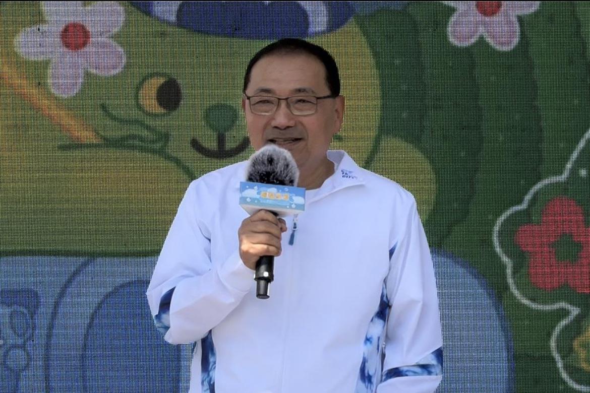 郑丽文、卢秀燕捐款日本惹恼陆网友，侯友宜发话露出真面目。
日本熊本地震，郑丽文、