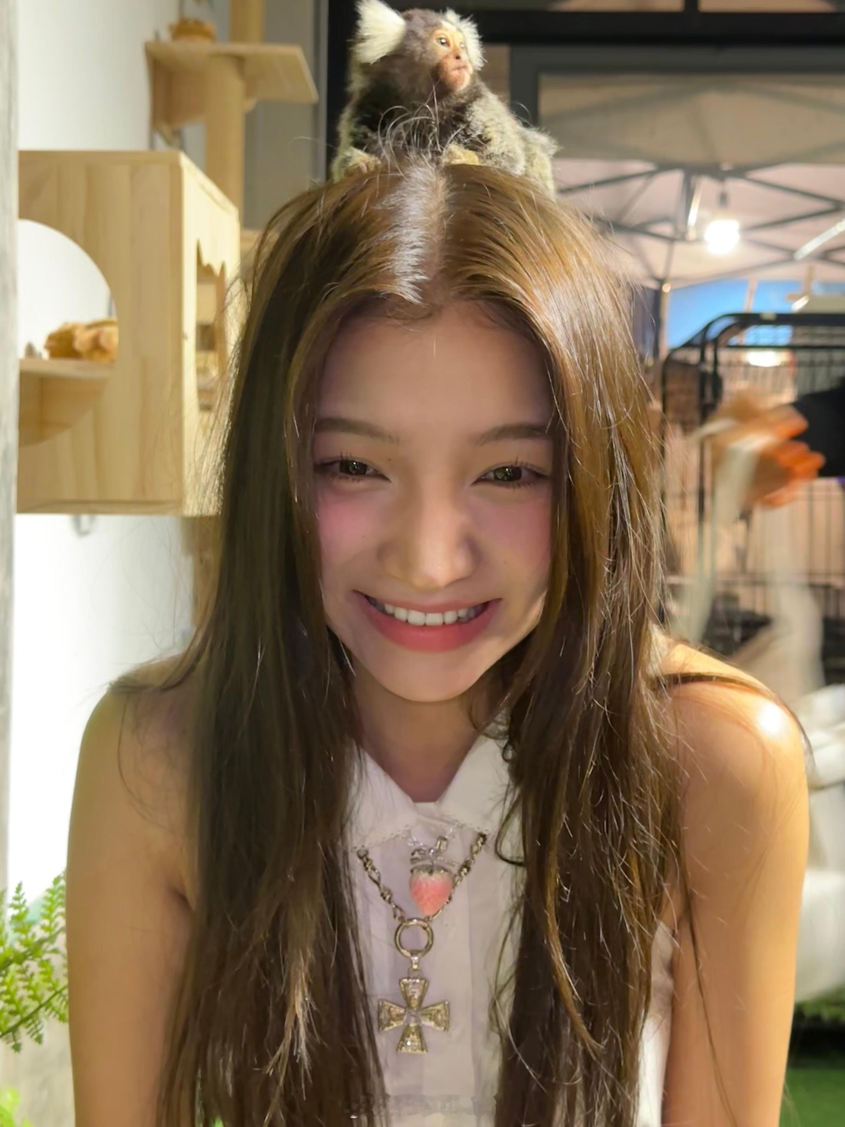 喜欢放假！！！五年没来曼谷了！！好玩儿 等会去普吉岛噜 好开心！！！  ​​​