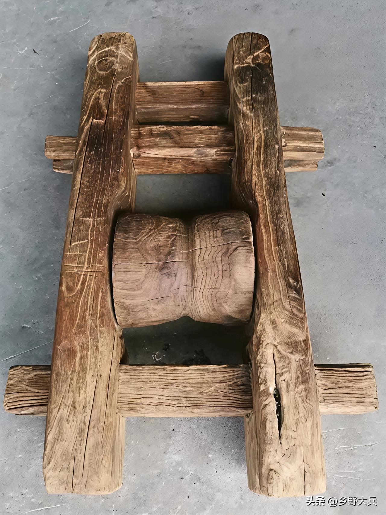 不是我吹这个老物件认识它的人一个省不超过20人， 应该有几百年传统历史了，几百年