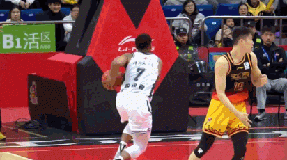 下半场轰21分带队取胜！郭昊文17中7拿下30分 罚球18中14中国篮球