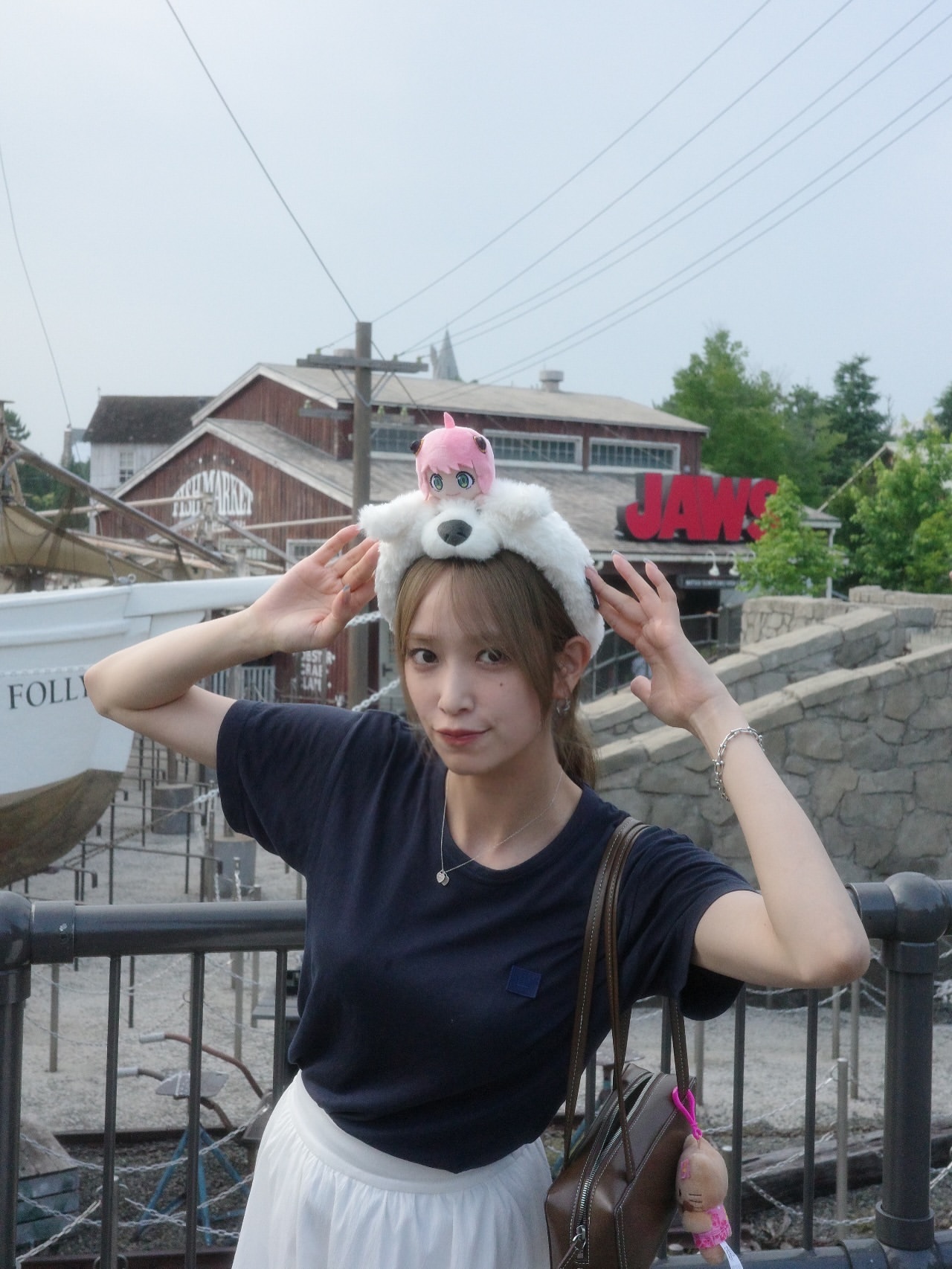 佐々木久美🦒「ｶﾄｳｼﾎﾁｬﾝとユニバ行きました！！大好きに囲まれて幸せで