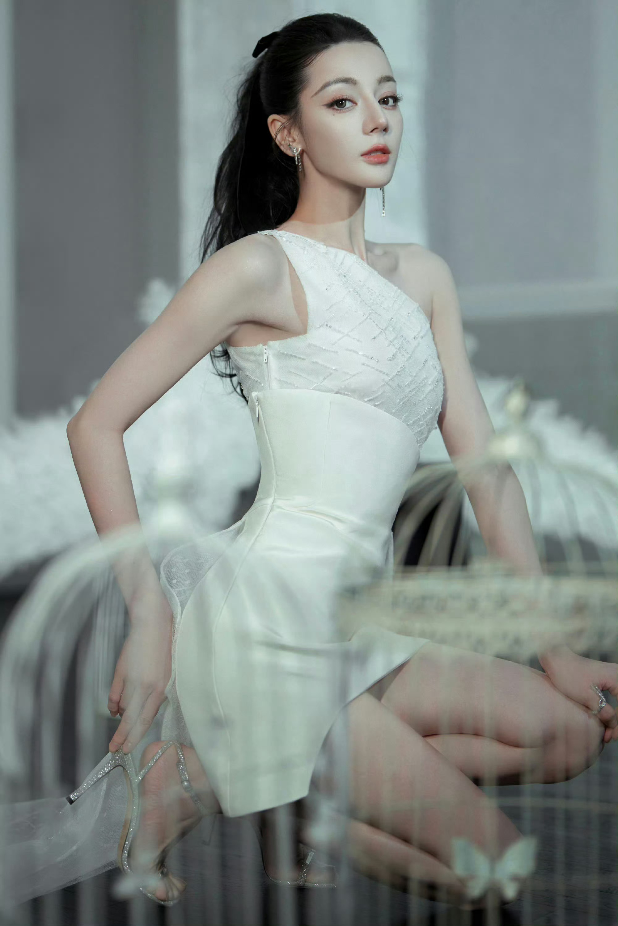 迪丽热巴出发w盛典✨ ​​​迪丽热巴出发W盛典机场路透 ​​​