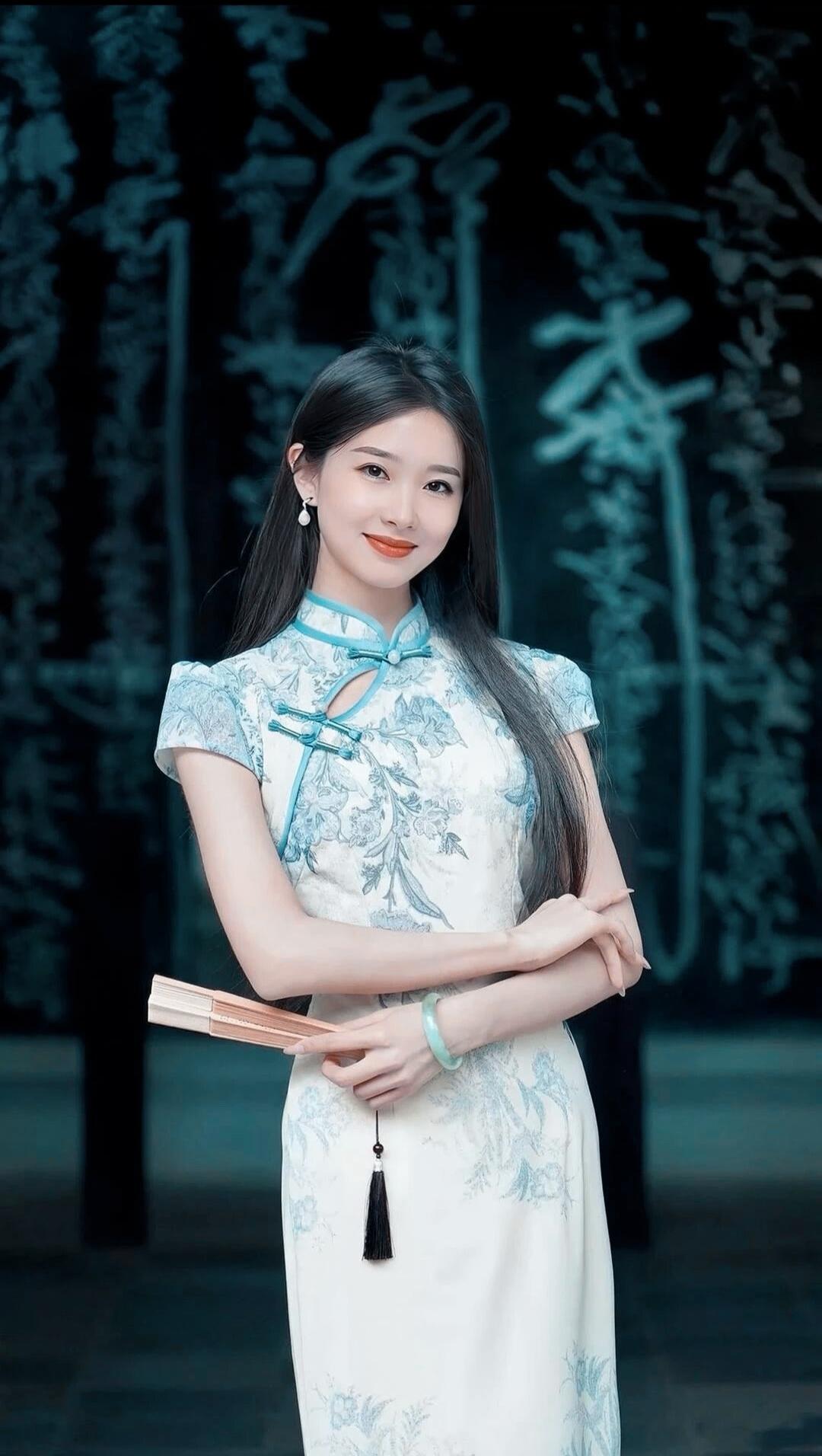 青衣羞美人，古韵亘悠长。记录我的2026