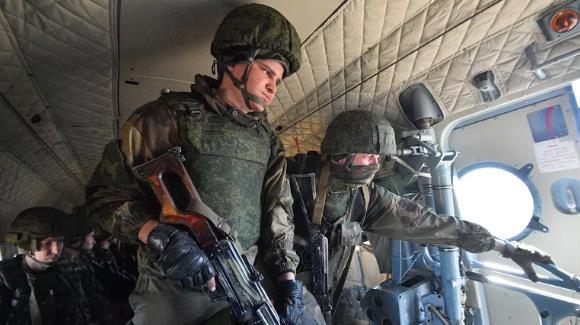 白俄罗斯正在为全面战争做准备，卢卡申科公布白俄罗斯战时军力
    白俄罗斯总统