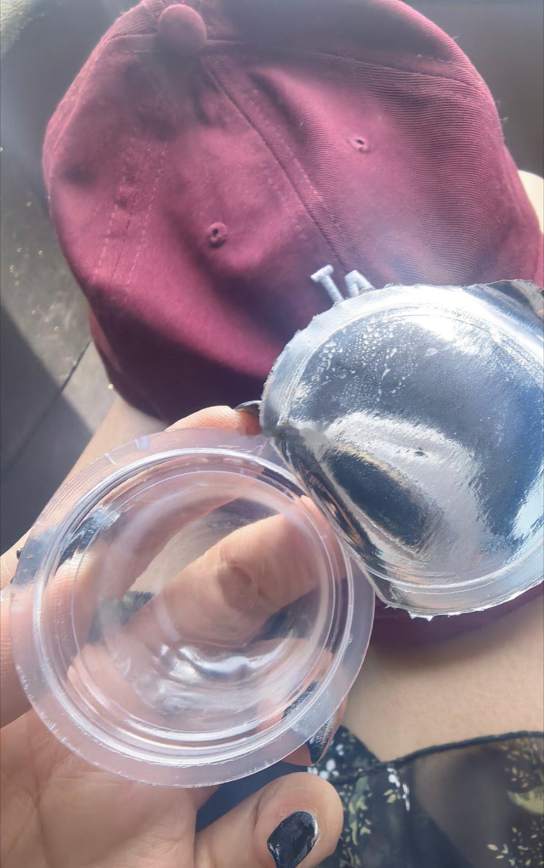 小狗吃星球杯是不用勺子滴 