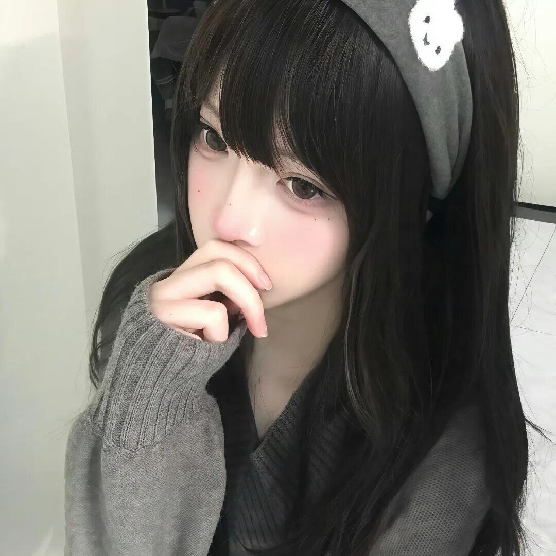 𝐖𝐞𝐂𝐡𝐚𝐭｜女生头像｜氛围感女头丨优质女头丨审美积累｜古早｜可爱 