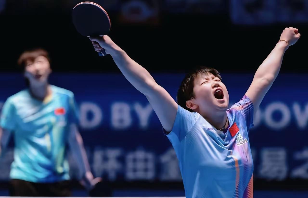 乒乓球队莎莎为啥最受欢迎?
不怎么喜欢孙颖莎，因基本上每次打比赛，只要孙颖莎参加