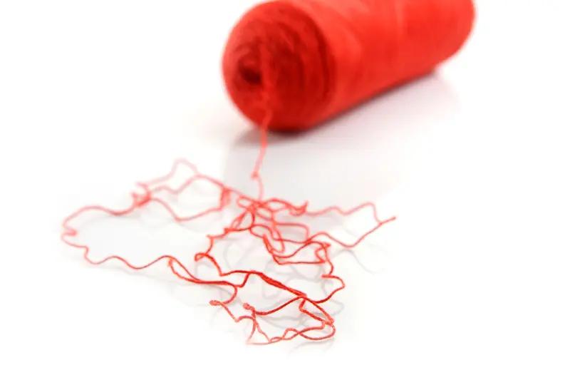 友友写的真好。线团乱了，不缠它了，扔了它就不纠结了，也就清静了。[捂脸][作揖]