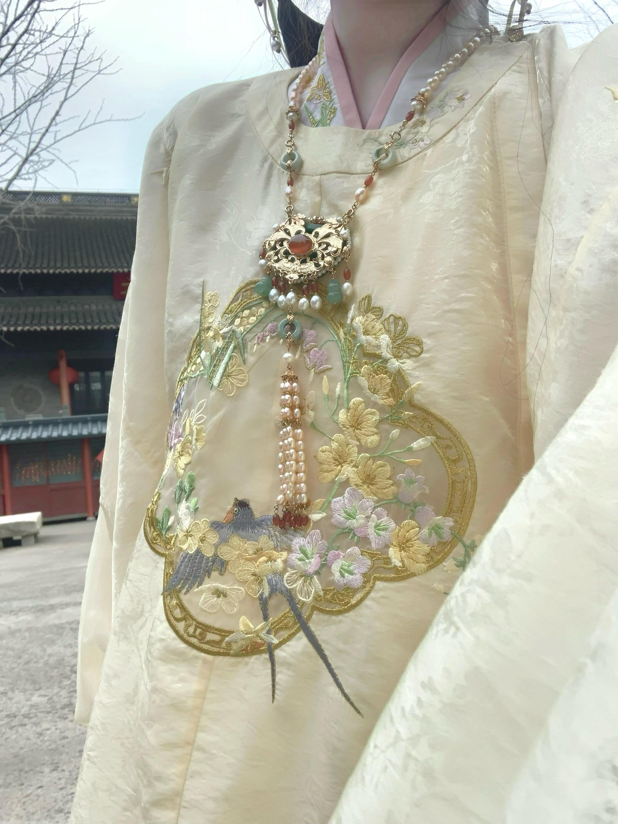 宝哥哥的那块玉究竟是怎么个来头