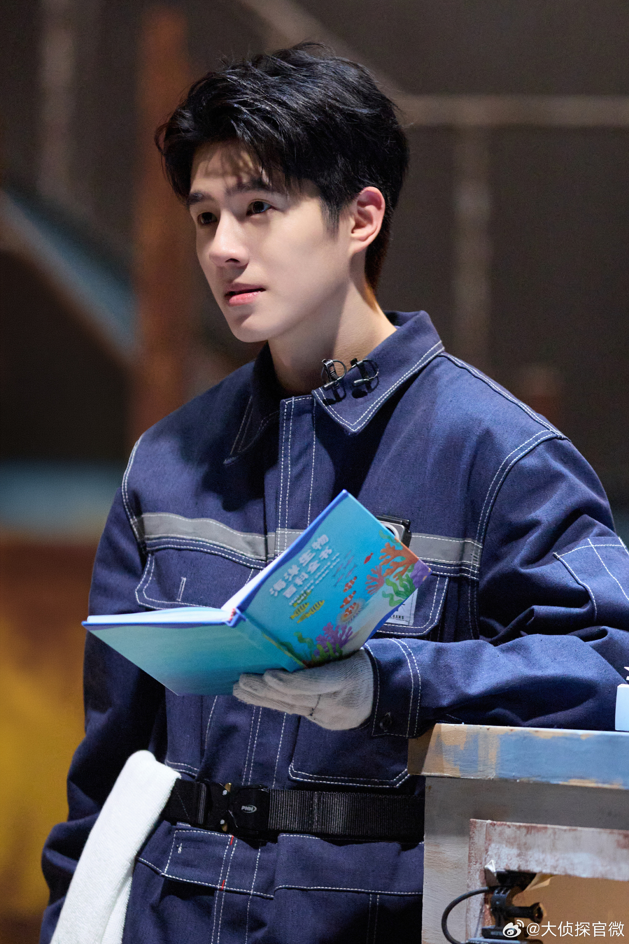 大张伟说刘昊然老往坏处想大张伟精准吐槽刘昊然大侦探刚摸到观景平台的线索，刘昊然饰