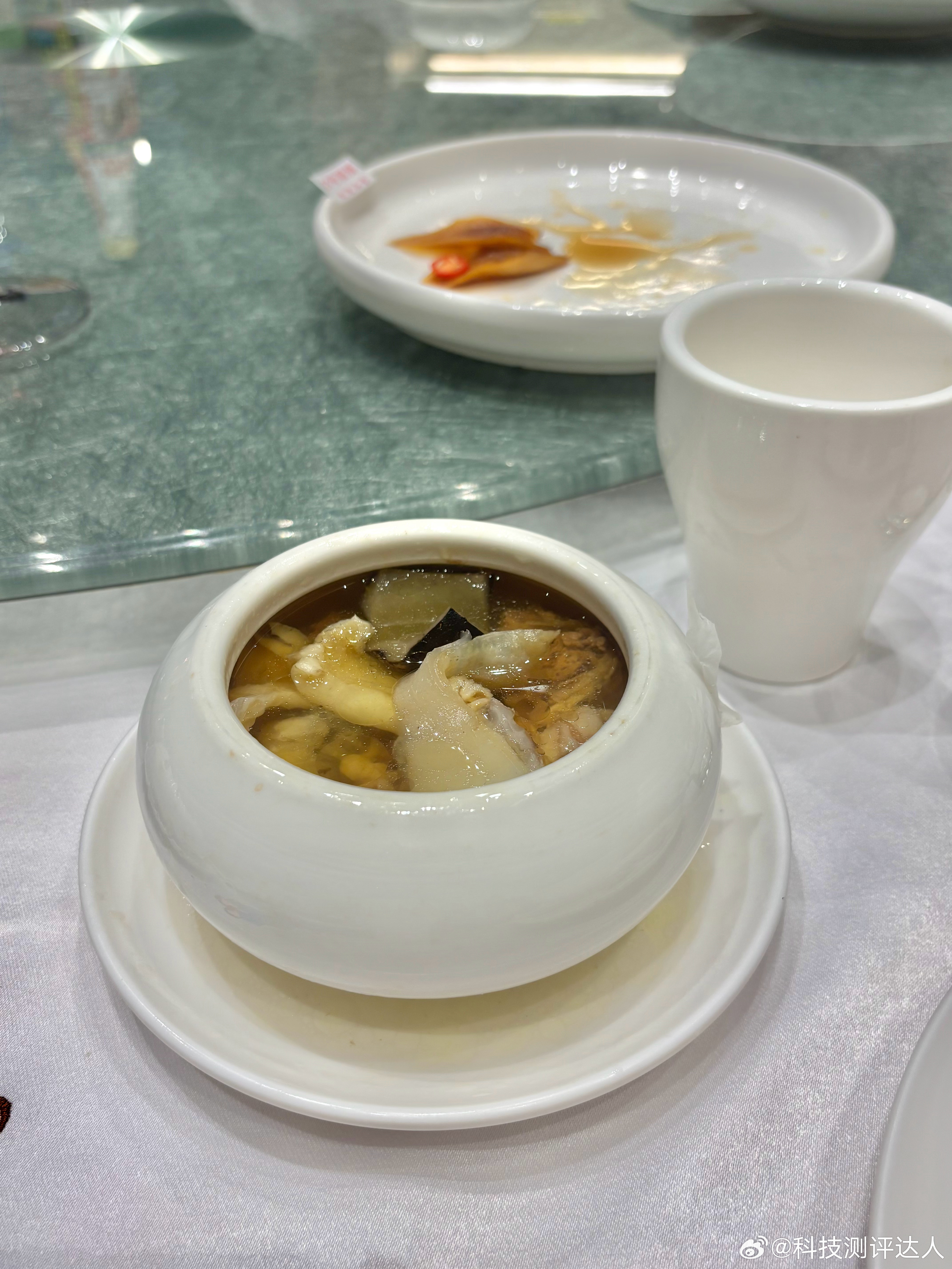 感谢壹号本的晚宴招待！上一次来这里还是去年发布会的时候，这次又是相同的地点，还有
