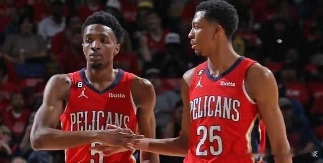 除了公牛、国王和太阳对库明加感兴趣，还有三支球队对他感兴趣，分别是开拓者、鹈鹕和