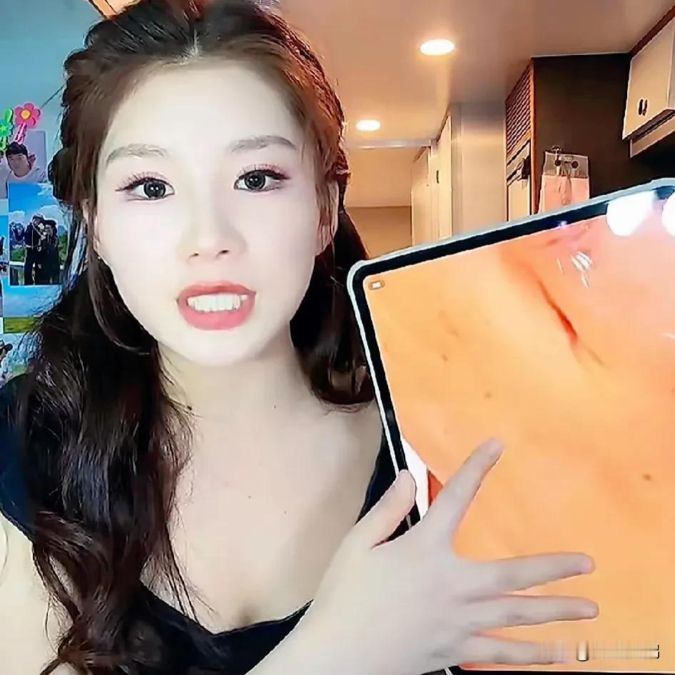 抖音平台上卖的商品好于KS平台
说实话，我在KS平台买的货要多于抖音平台，
马美