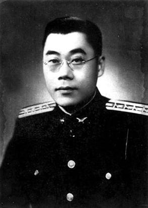 1947年，"金都血案"发生后不久，唐纵在国民政府的纪念周上遇到了张镇，他玩笑的