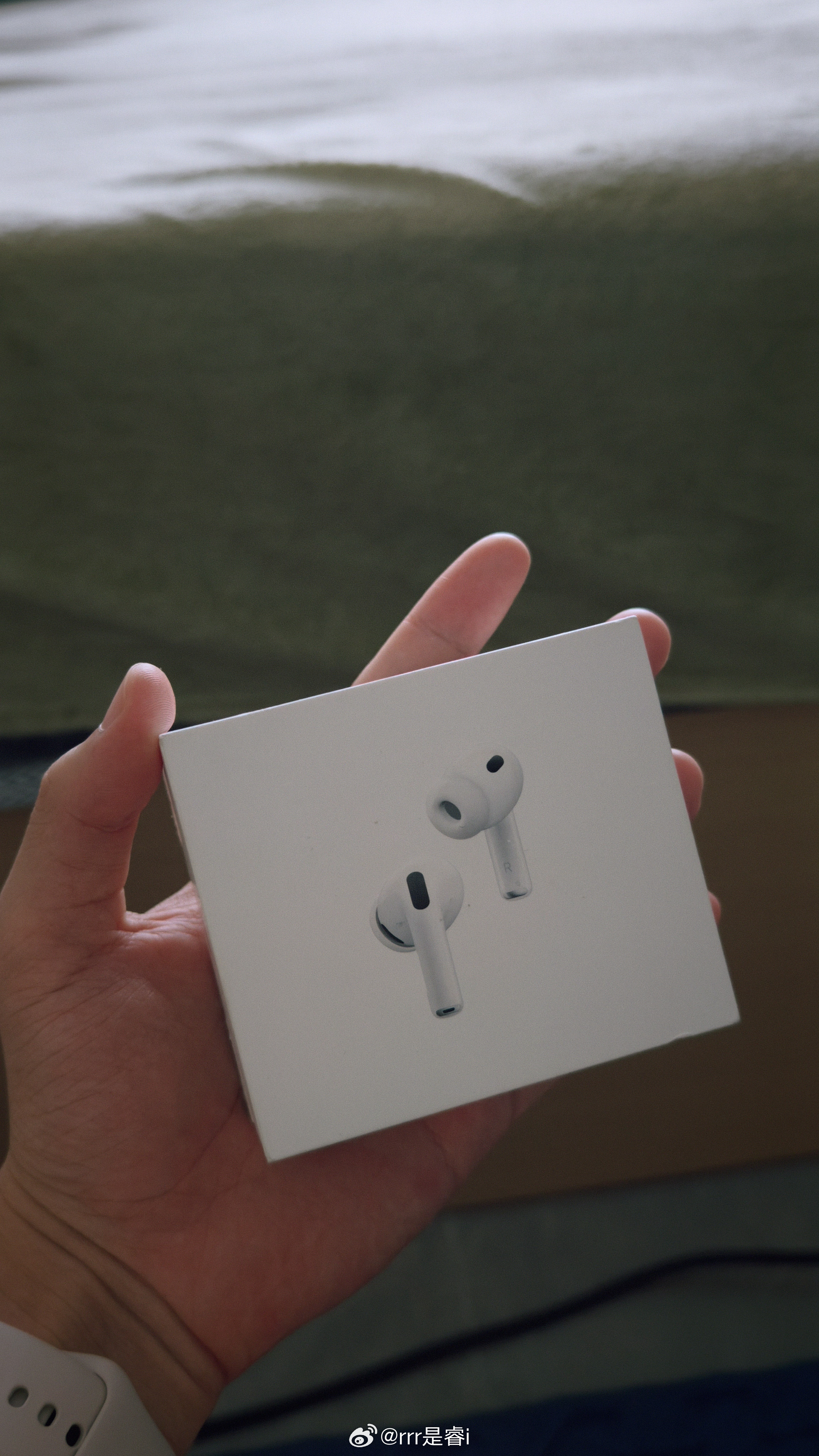 4 月份买的 AirPods pro3 现在换 oppo 了准备出掉 平台挂 1