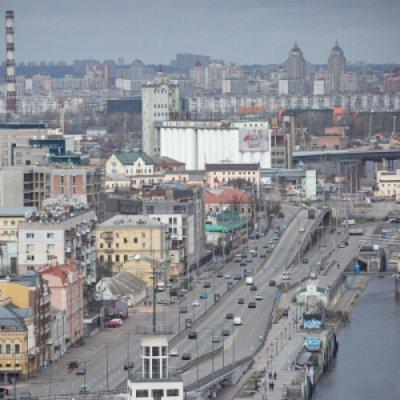 这个冬天呐.可要难过喽......乌克兰首都基辅响起多次爆炸声 点击查看更多 网