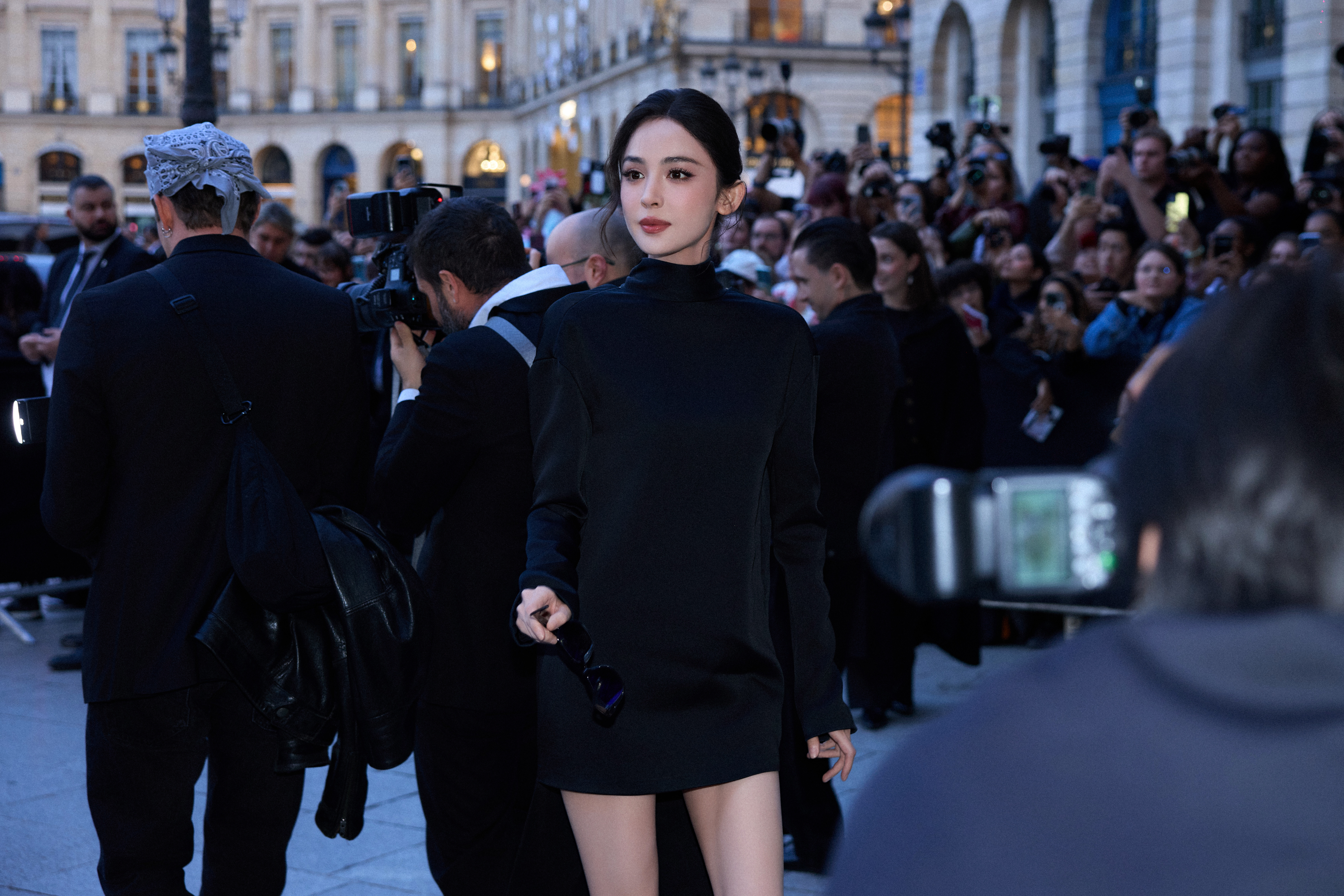 娜扎冬至自拍娜扎在复制粘贴的时代，你是手写的诗