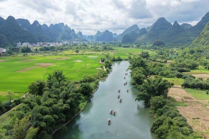 赣州早安 再忙，也别忘了给生活留一点空白。去吹吹风、看看云、听听雨，接受大自然的