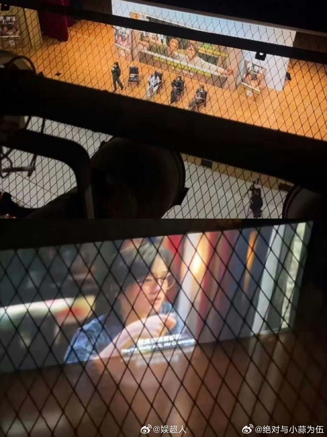 我许可路演有吊票了我许可场外观众也是观众 笑不活了！《我，许可》路演惊现铁窗吊票