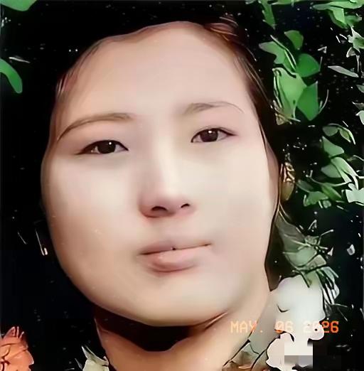 武汉女大学生吴明珠，放弃了城里的工作，趁父母不注意，连夜逃往新疆，父亲称要与她断