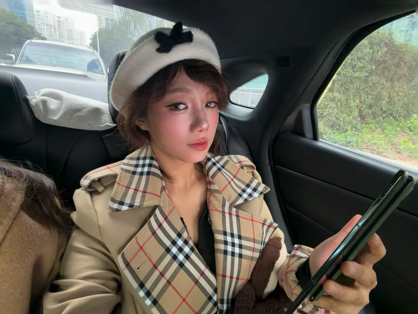 车内有个 补光比什么补光灯都好使