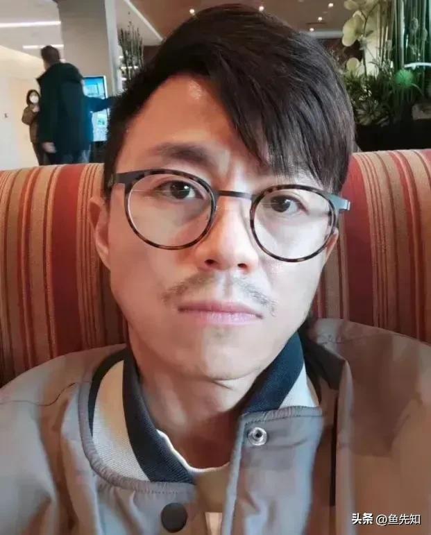 随着陈震的复出，我们来盘点一下近五年因偷税漏税被封禁的网红:
1，薇娅，2021