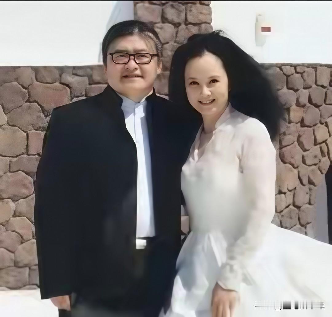 认识9天就结婚，37年后怎么样了

刘欢和卢璐的这段传奇婚姻，放在如今的快节奏里