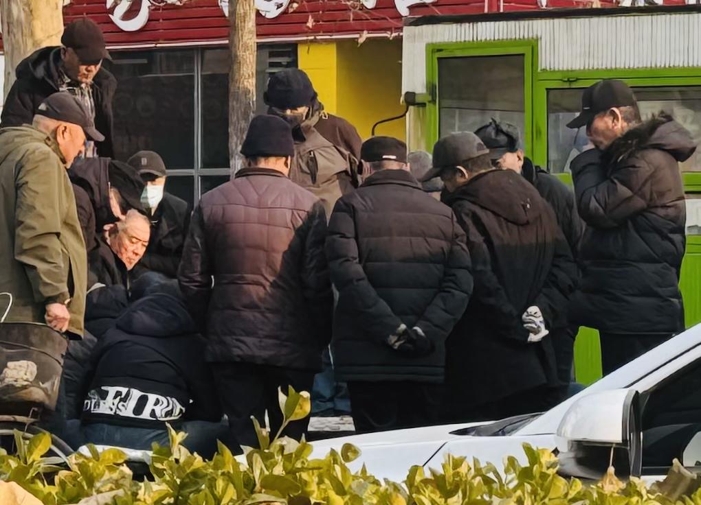 君子谋事不谋人，小人谋人不谋事。

你以为的公平较量，在对方眼里，却可能只是一场