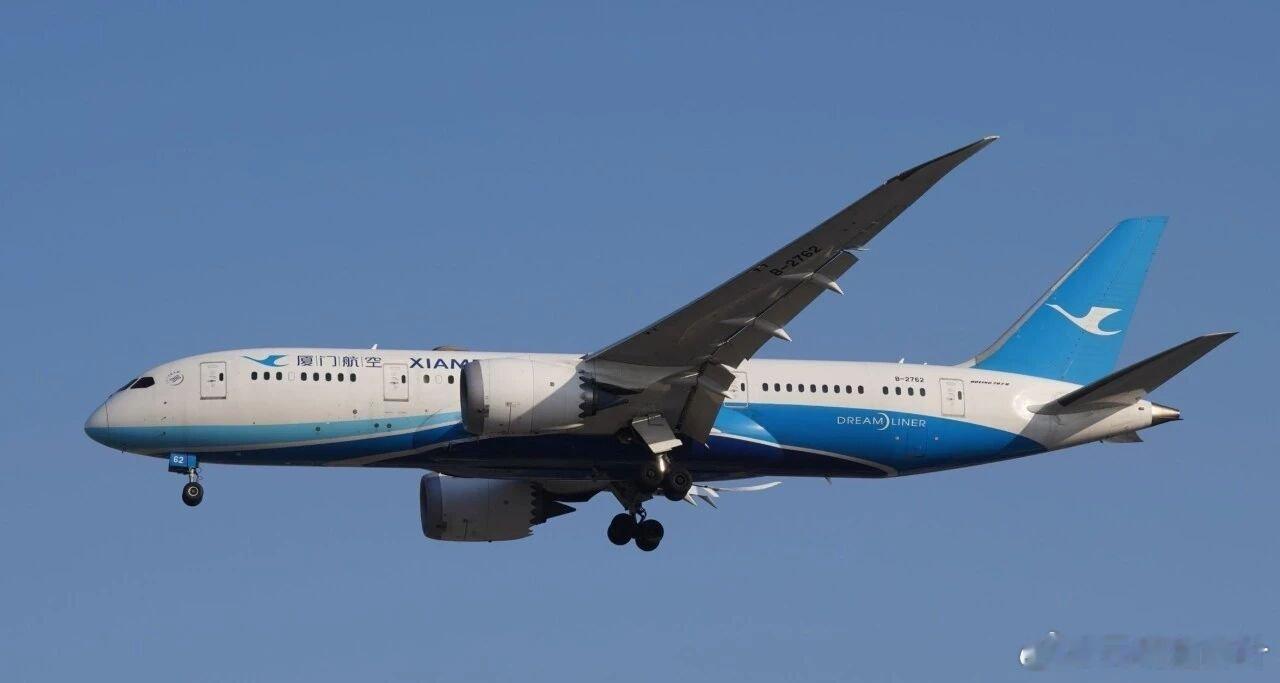 飞机退出:航司:厦门航空注册号:B-2762机型:波音B787-8引进时间:20