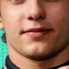 北京时间3月28日，F1日本站排位赛结束，安东内利拿到杆位，拉塞尔第二，皮亚斯特