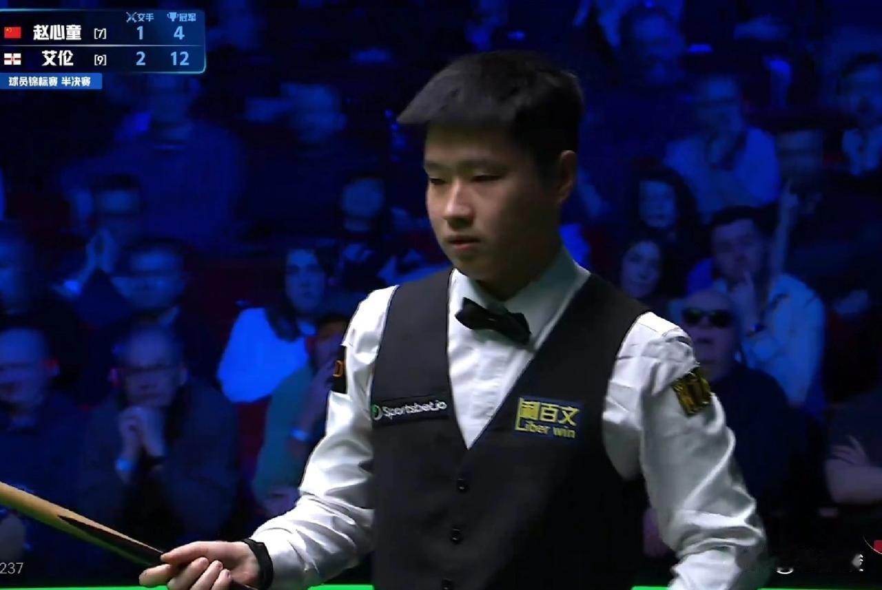 赵心童6-5逆转绝杀艾伦，晋级球员锦标赛决赛，今晚将与希金斯争夺冠军。

刚刚结