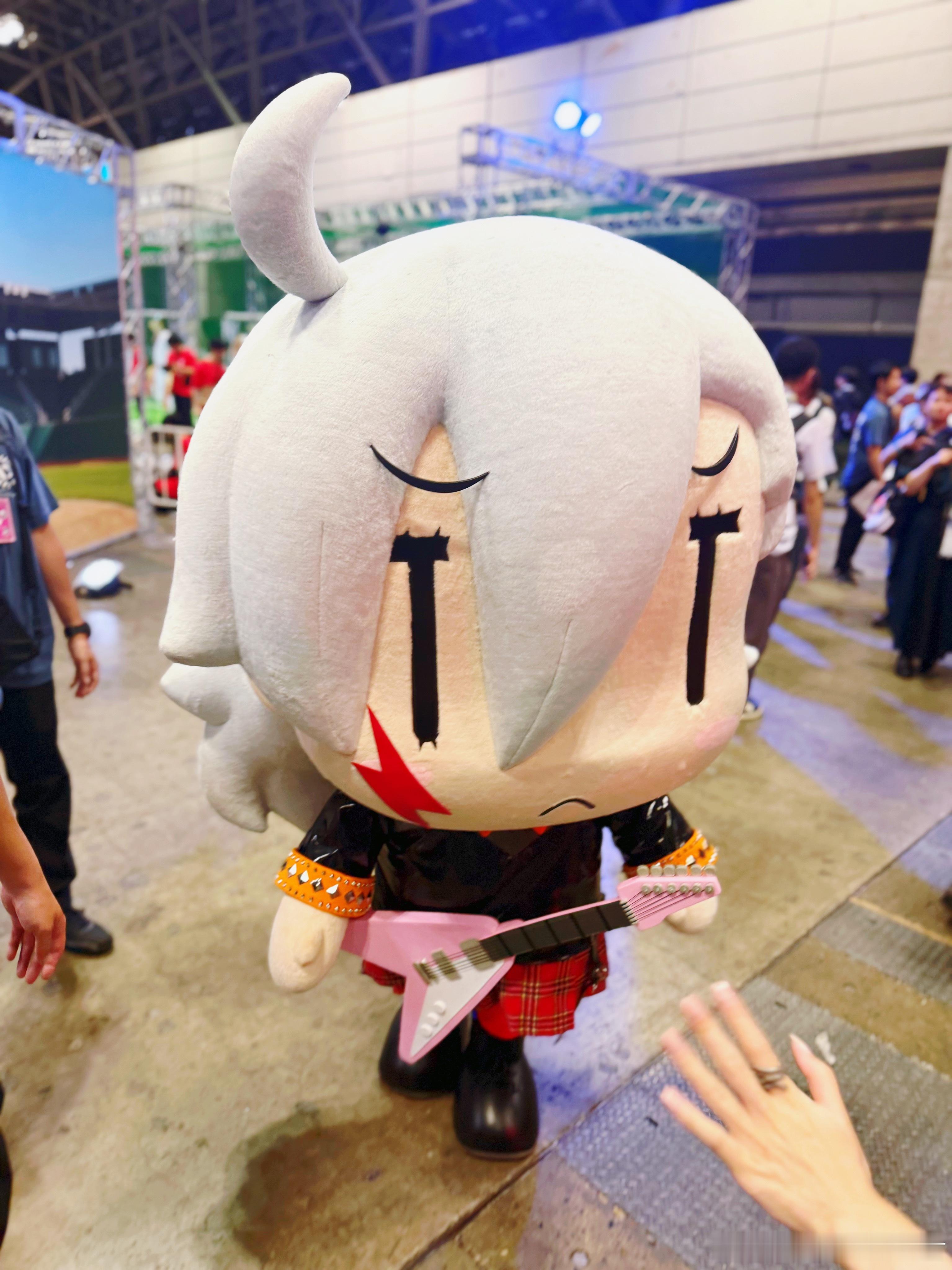 所长踏着摇滚的步伐走来这下所长见所长了 日本·幕張メッセ