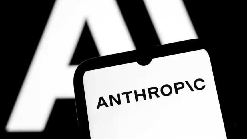 AI圈又要出个巨无霸。有消息说 Anthropic 打算10月上市，估值可能冲到