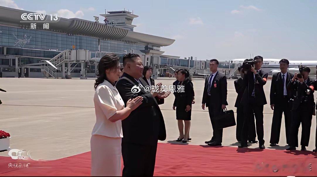 夫妇亲自到机场迎接亲自到机场送行最大的诚意，最诚挚的热情 