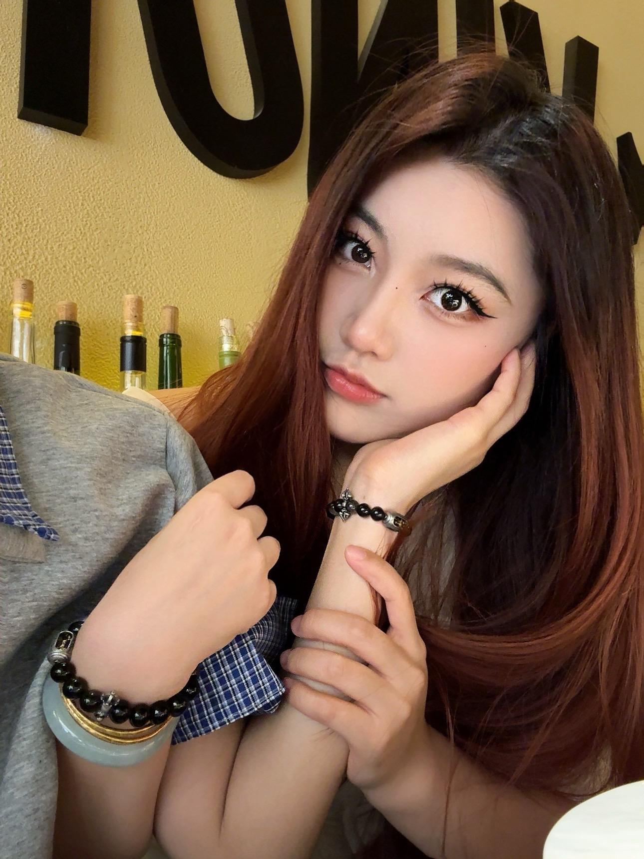 你懂得我的固执 你懂我脾气…