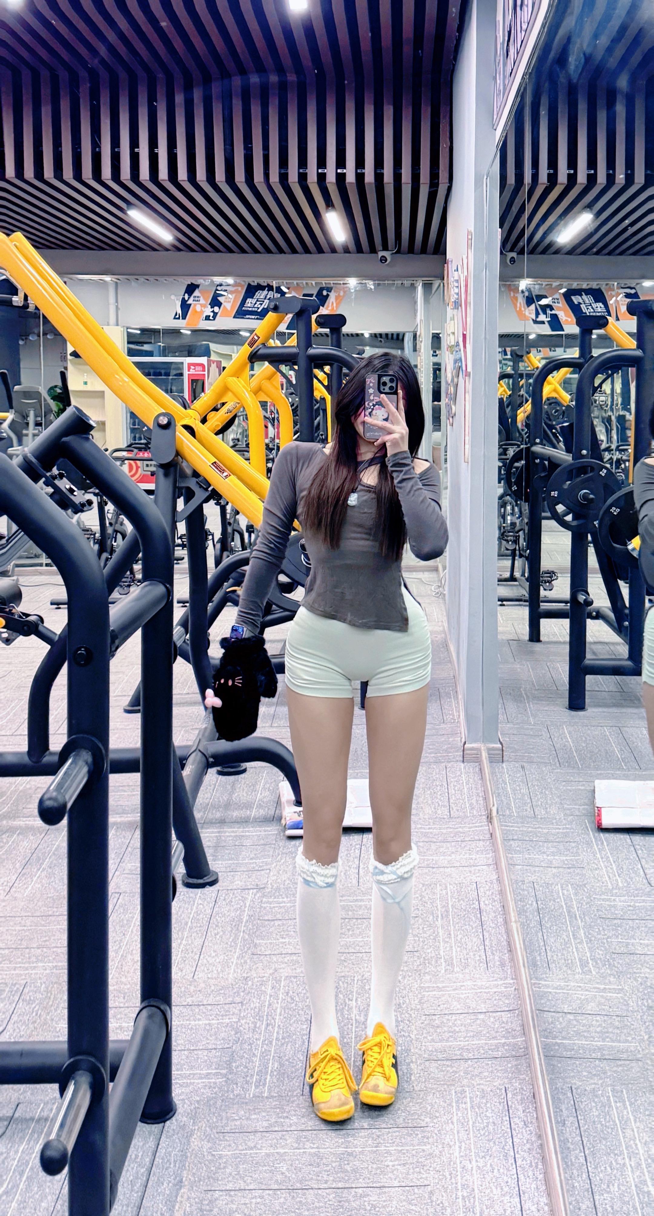 为了干干的肌肉，我将迫使自己度过一个饥寒交迫的冬天