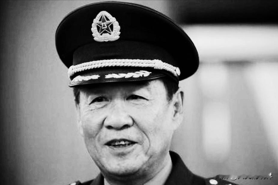 1996年，得知姐姐李讷要来三峡，刘源立马放下了手头上的工作，看到李讷时，刘源远