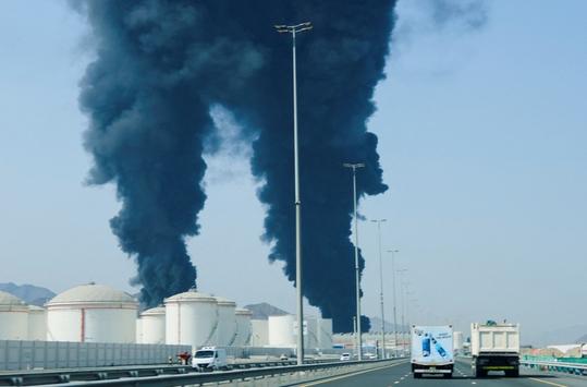 阿联酋赌上了一切，要和伊朗真刀真枪打一场？
31日，《华尔街日报》披露的一则消息
