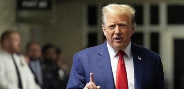 惨遭30多国围攻，美国紧急警告中国：别在特朗普最惨的时候捅刀子特朗普这回真栽了跟