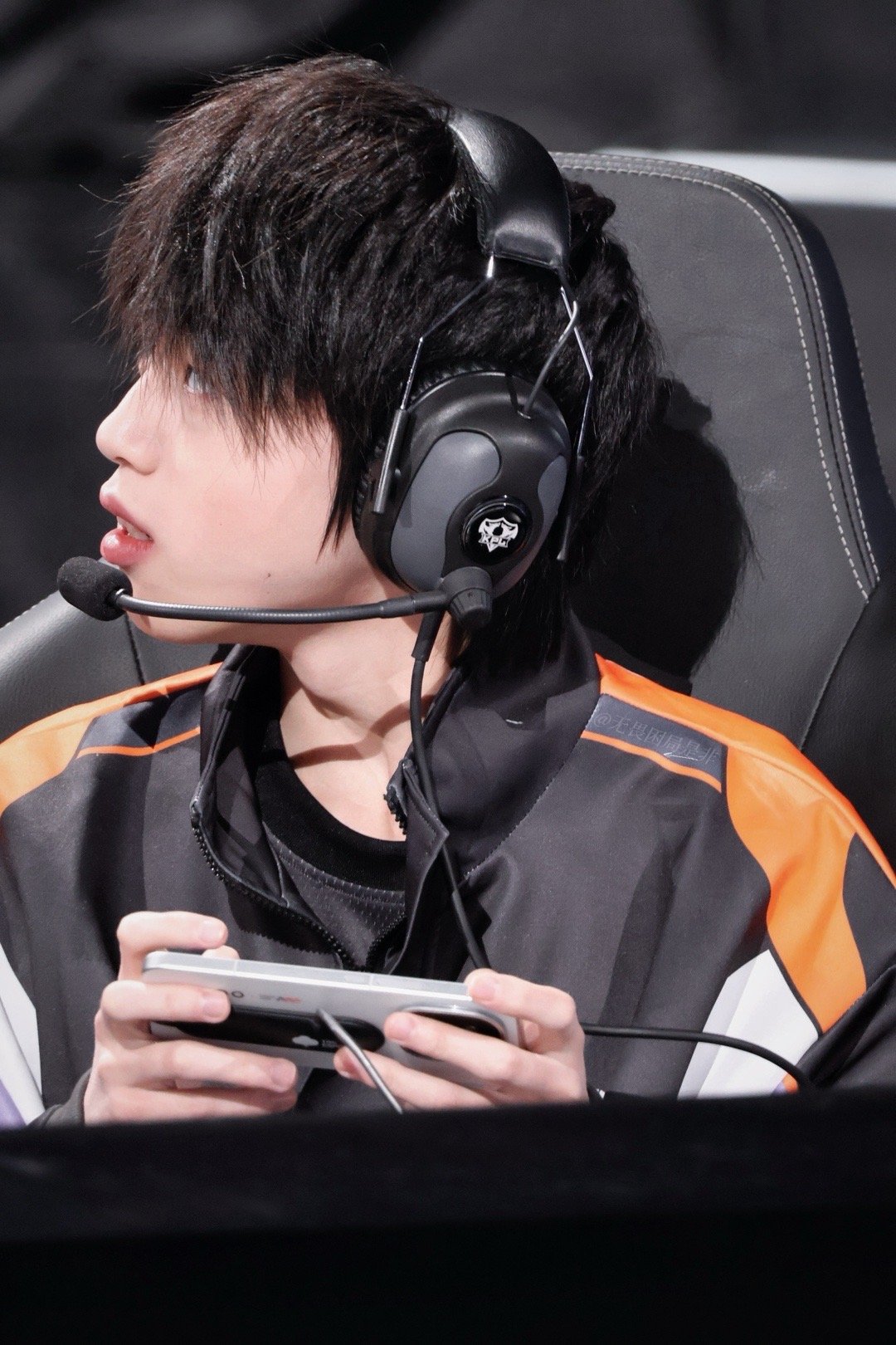 无言ZHY  1.21贴贴看到会回呀 