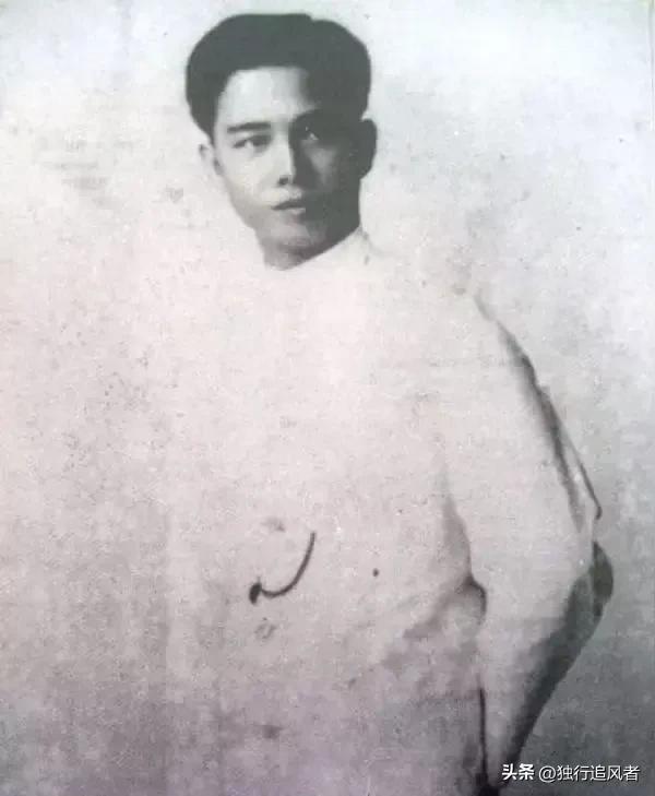 中国历史上反差极大的历史人物，你们觉得还有谁呢？
1、董卓。
年轻之时以霍去病当