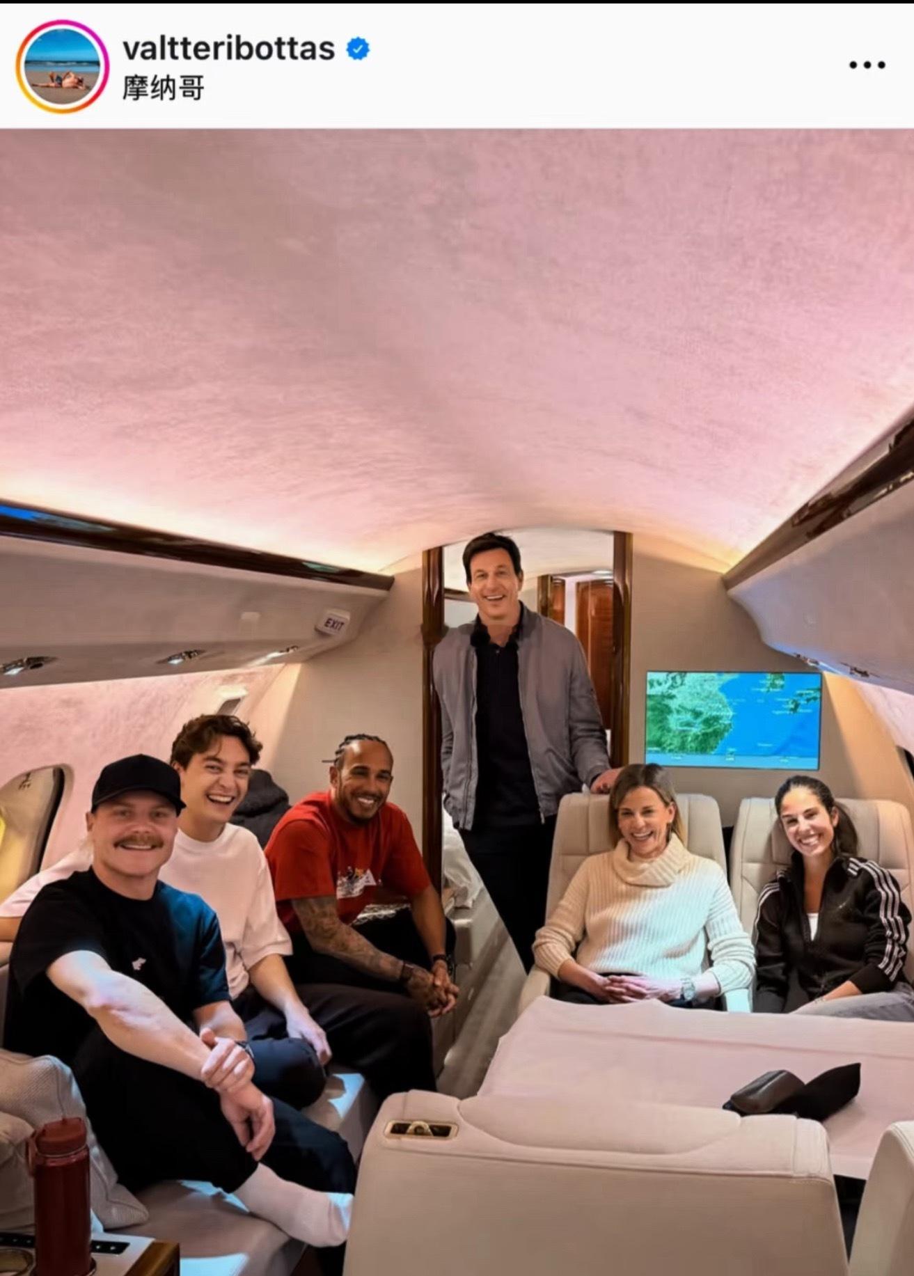 早梅奔一家亲😄梦想家ALIf1 北京·Runoilbus燃油巴适