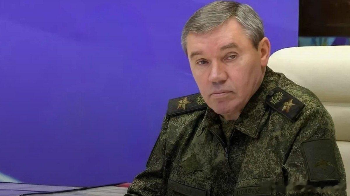 格拉西莫夫（Герасимов）通报，俄罗斯联邦武装力量（ВС РФ）因在赫尔松