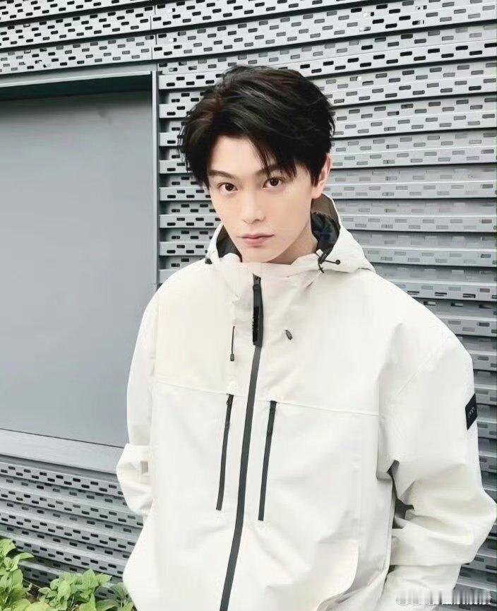 #丁禹兮要把小芳骑走了#不是~看之前也没人告诉我这么搞笑啊哈哈哈！！丁禹兮还是太